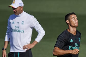 Protagonisten bei Real Madrid: Trainer Zinedine Zidane (l.) kann nach einer Verletzung wieder auf Cristiano Ronaldo bauen.