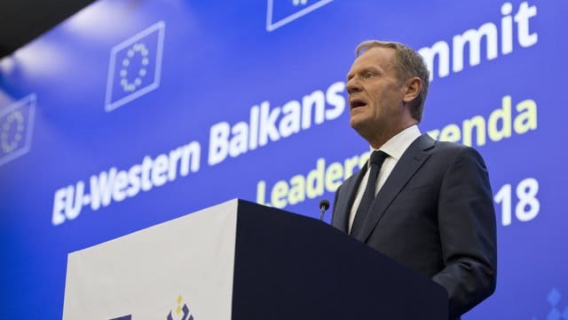 EU-Ratschef Donald Tusk spricht vor dem Treffen der EU-Staats- und Regierungschefs in Sofia. EU-Ratschef Donald Tusk spricht vor dem Treffen der EU-Staats- und Regierungschefs in Sofia.