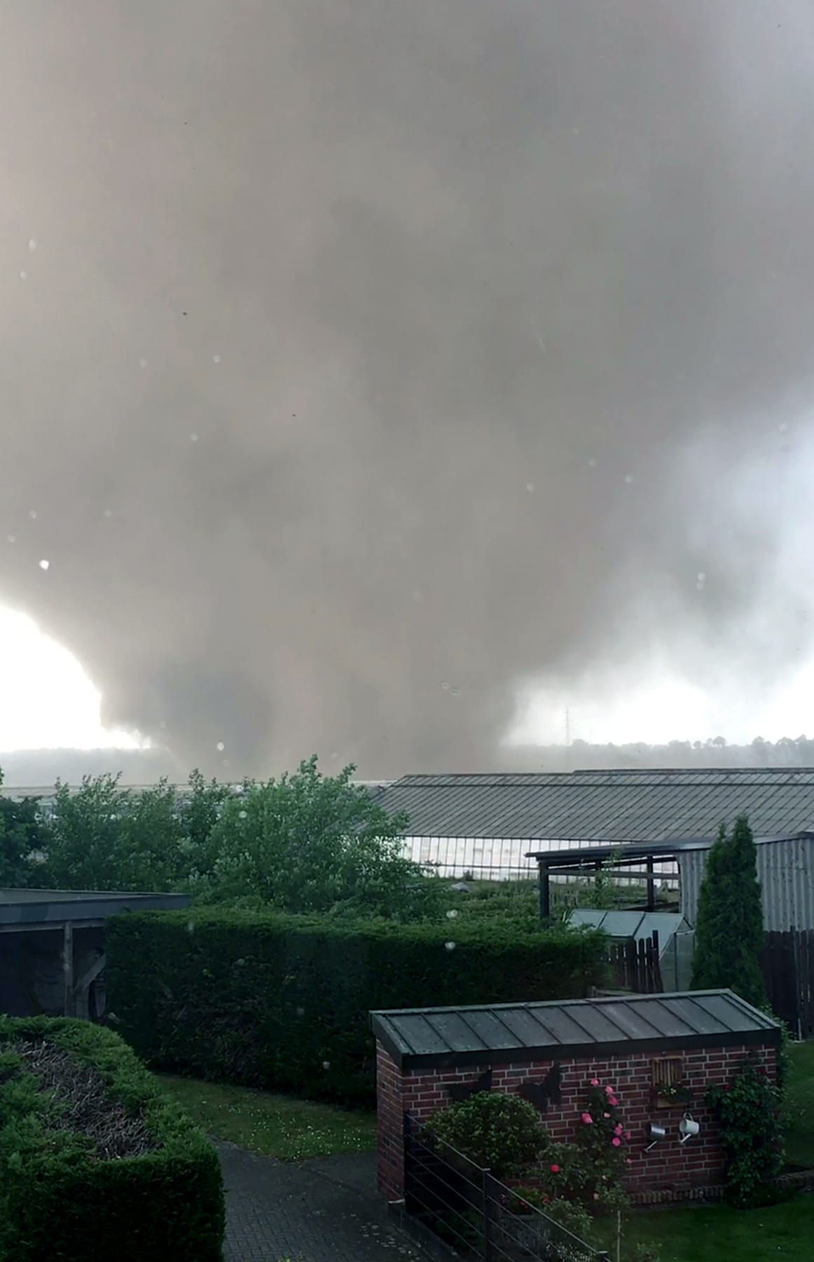 Der Tornado wütete über den Stadtteil Boisheim in Viersen. Mehrere Personen wurden verletzt.