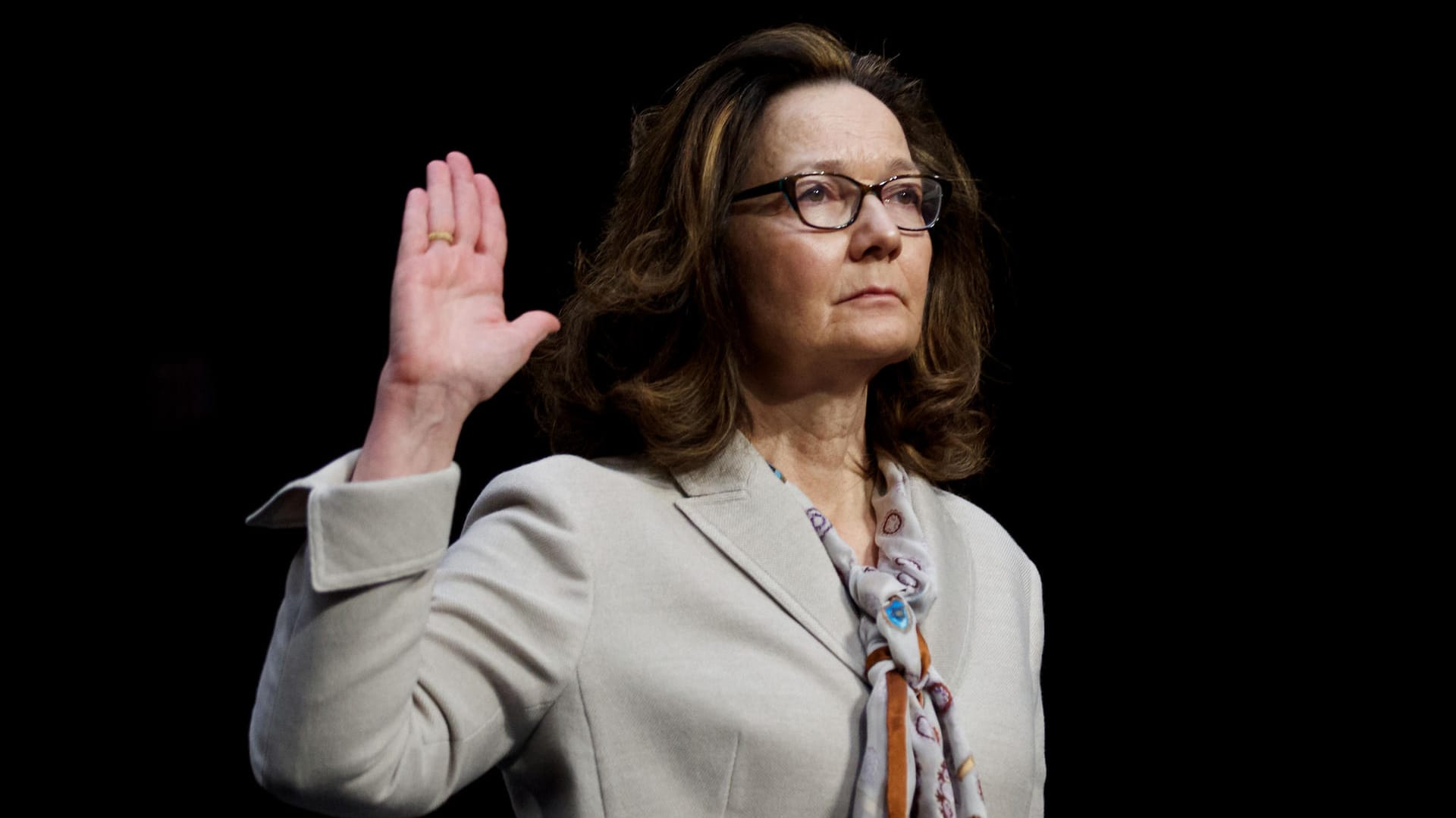 Gina Haspel während einer Anhörung zu ihrer Nominierung im US-Senat: Unter ihrer Aufsicht wurde früher gefoltert. Jetzt leitet sie den Geheimdienst.