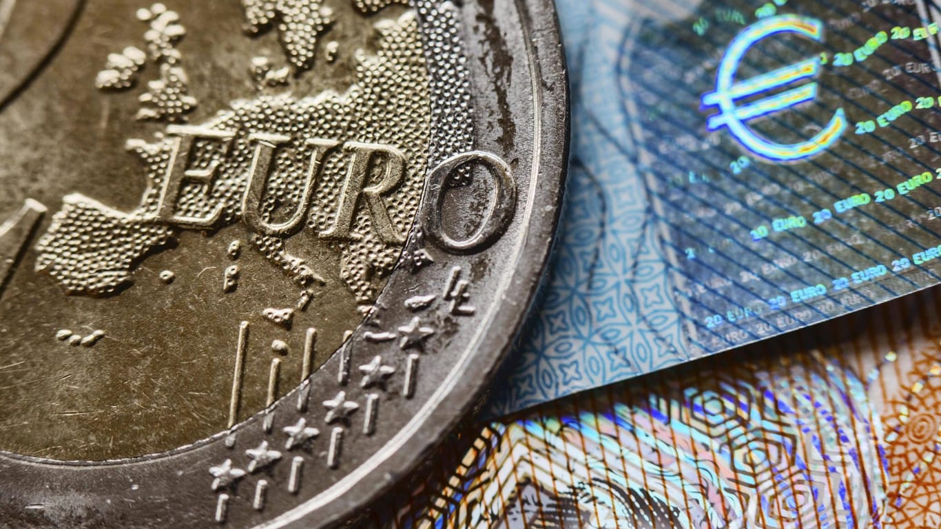 Euro: Viele Anleger hoffen auf eine Zinswende im Euroraum.