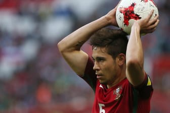 Raphael Guerreiro: Der Linksverteidiger von Borussia Dortmund hat bislang 21 Länderspiele für Portugal bestritten, gewann vor zwei Jahren den EM-Titel.
