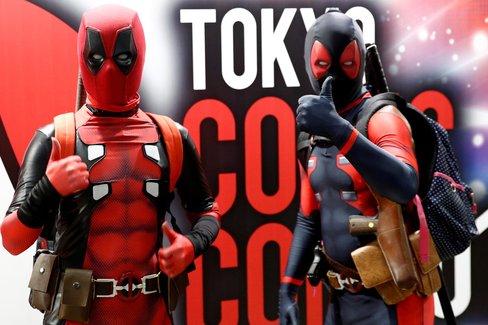 Cosplayer in Kostümen (Symbolfoto): Anti-Held Deadpool ist eine beliebte Actionfigur.
