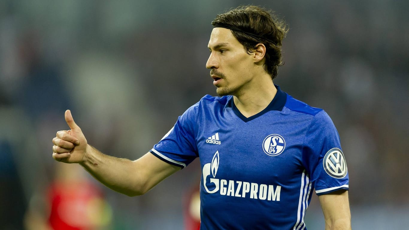 Benjamin Stambouli: In seiner zweiten Saison ist der Franzose auf Schalke richtig angekommen, absolvierte in der abgelaufenen Saison 28 Bundesligaspiele für die Knappen.