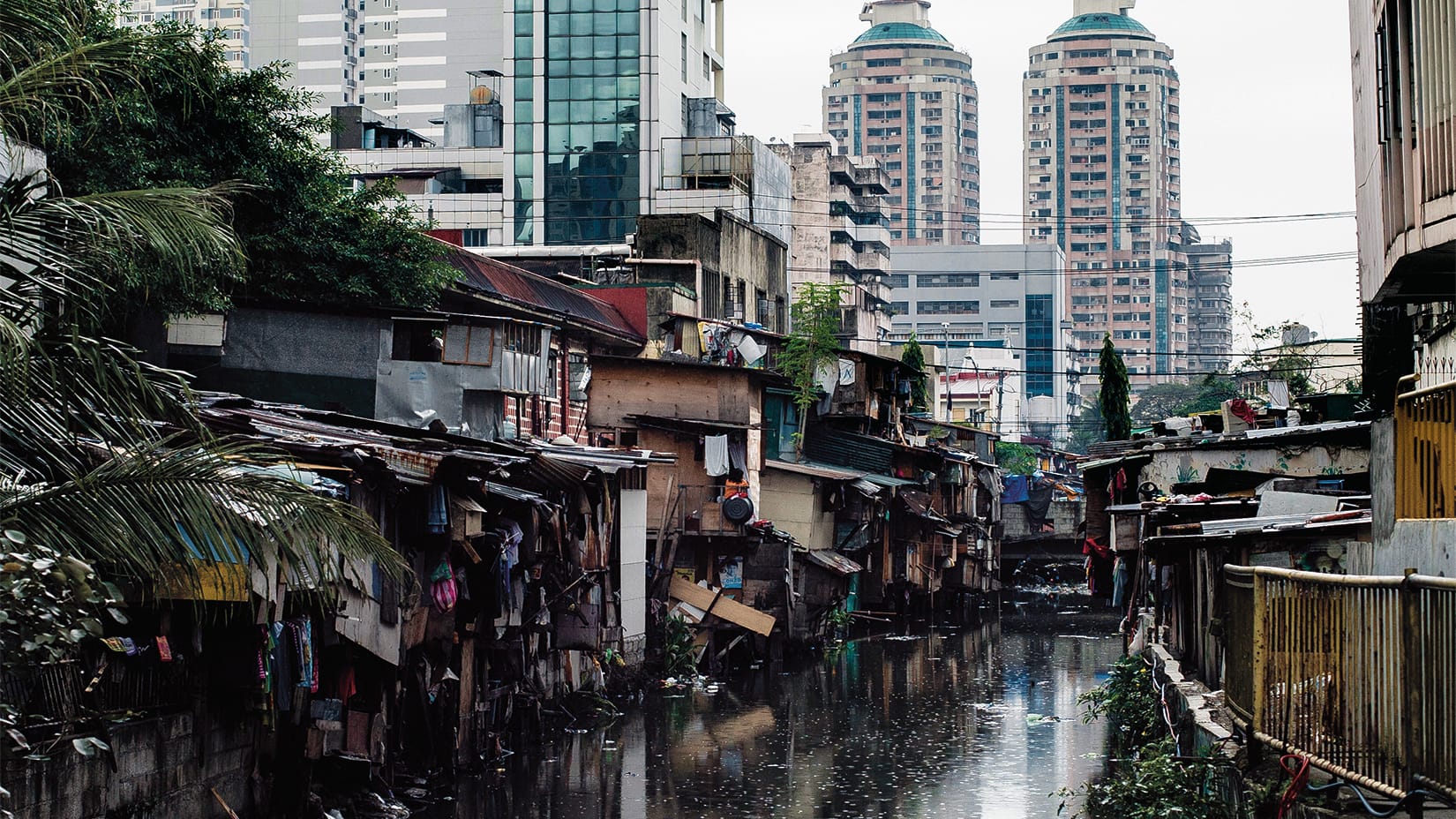 Megacity Manila: Hier arbeiten die Content Moderatoren aus dem Film "The Cleaners".