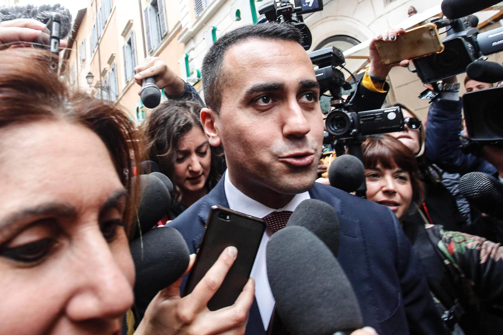 Der Chef der Fünf-Sterne-Bewegung Luigi Di Maio: Die Unterstützer der Partei stimmten in einer Online-Abstimmung für eine Koalition mit der Lega.