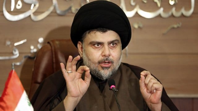 Muktada al-Sadr, schiitischer Geistlicher, hat die Parlamentswahl im Irak gewonnen. Muktada al-Sadr, schiitischer Geistlicher, hat die Parlamentswahl im Irak gewonnen.
