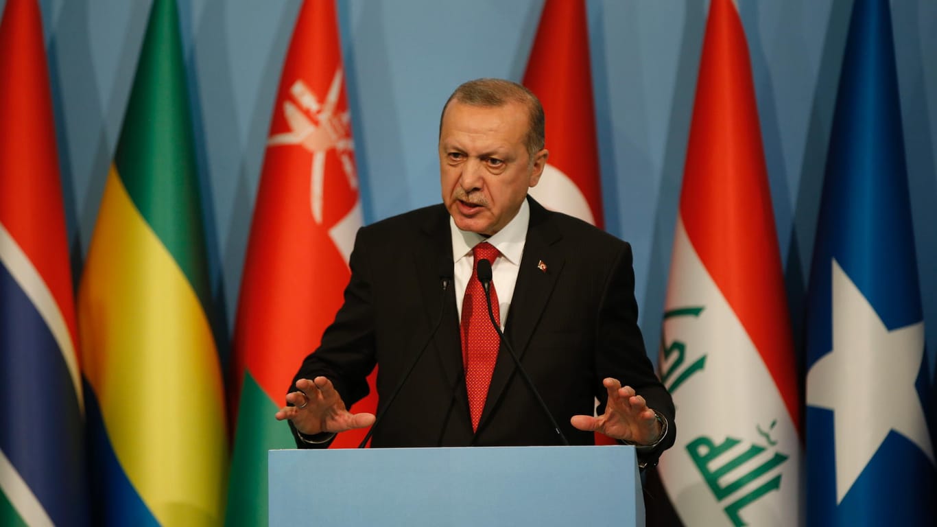 Recep Tayyip Erdogan: Der türkische Präsident fordert eine internationale Schutztruppe für die Palästinenser.