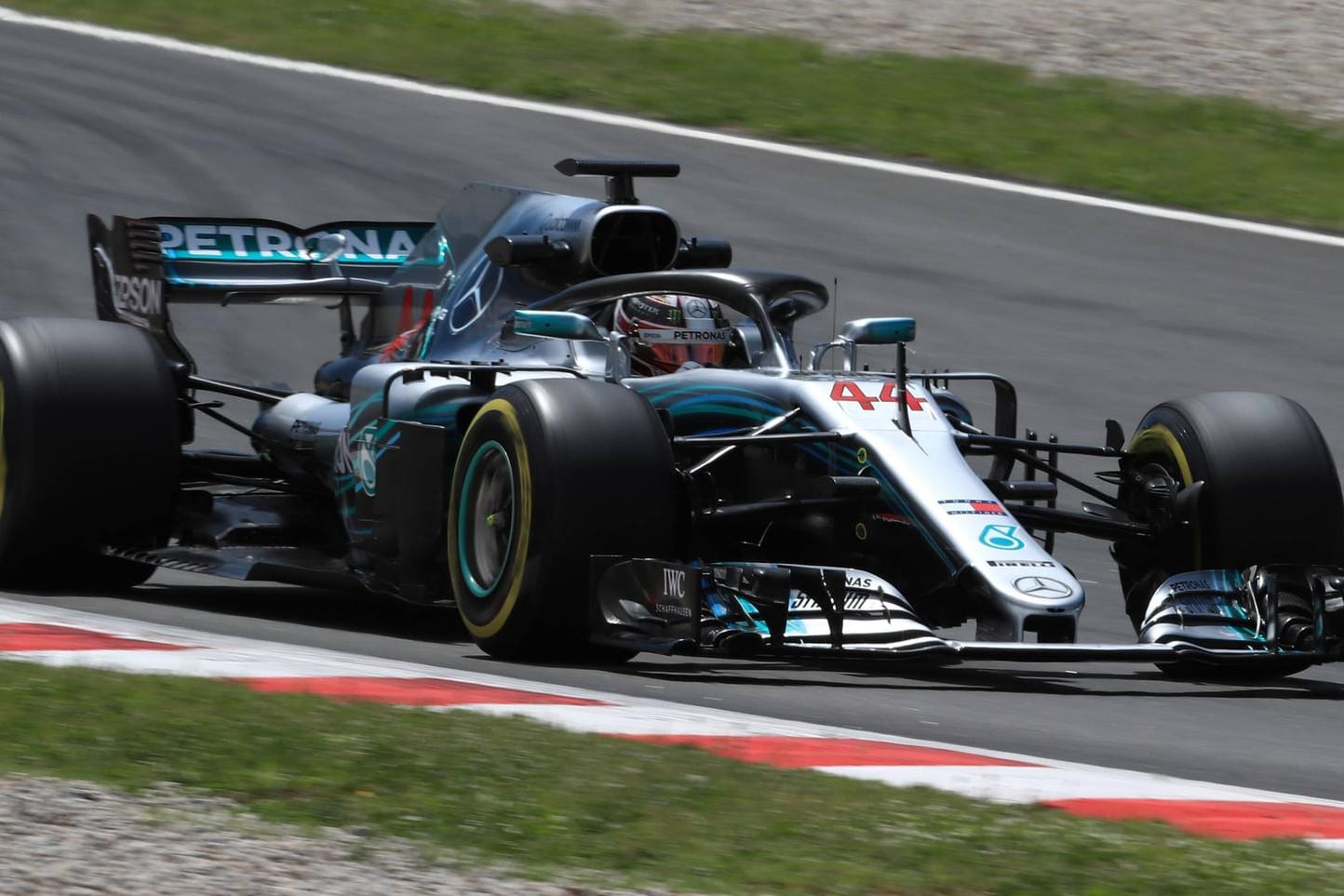 Lewis Hamilton: Der Titelverteidiger führt auch in dieser Saison die Fahrerwertung an.