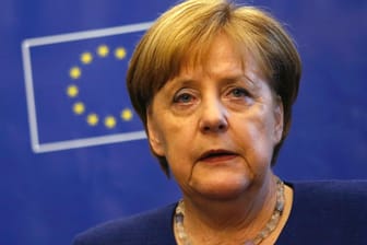 Kanzlerin Angela Merkel (Archiv): Gegen ihre Flüchtlingspolitik hat die AfD nun vor dem Verfassungsgericht geklagt.