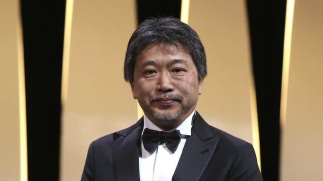 Der japanische Regisseur Kore-Eda Hirokazu hat die Goldene Palme gewonnen. Der japanische Regisseur Kore-Eda Hirokazu hat die Goldene Palme gewonnen.