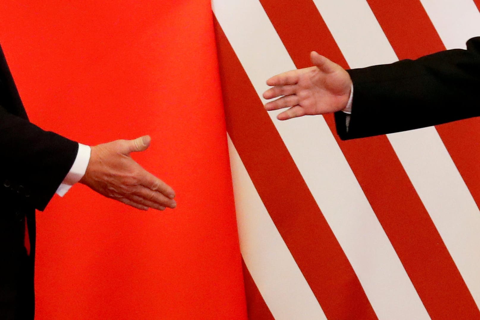 Chinas Präsident Xi Jinping (l.) und US-Präsident Donald Trump (Archiv)