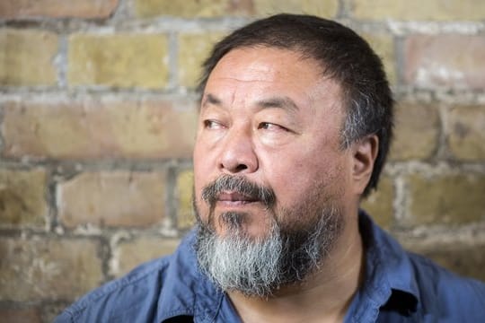 Multikünstler Ai Weiwei nimmt am Poesiefestival in Berlin teil.