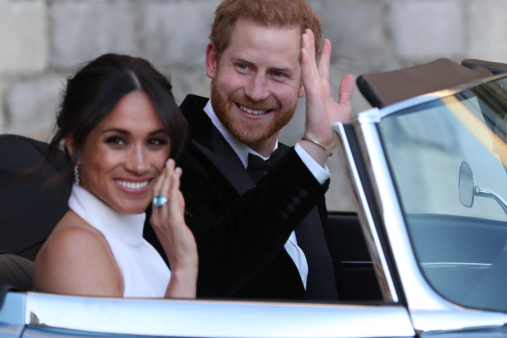 Meghan und Harry: Das Brautpaar auf dem Weg zum abendlichen Empfang.