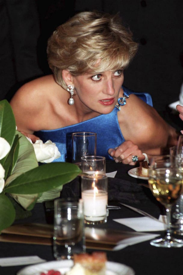Prinzessin Diana: Hier trug Diana den Ring im Oktober 1996, zehn Monate vor ihrem Tod.