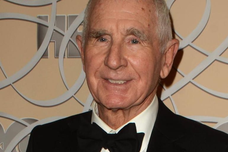 Frédéric Prinz von Anhalt: Er verlässt die Villa in Bel Air in der er mit Zsa Zsa Gabor lebte.
