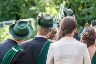 Schützenfest in Nordrhein-Westfalen: Der Schuss in Eichstetten löste sich vermutlich aus Versehen (Symbolfoto).