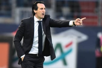 Ohne Job: Nach zwei Jahren als Trainer von Paris Saint-Germain ist Emery aktuell vereinslos. Offenbar ist das nicht allzu lange der Fall.