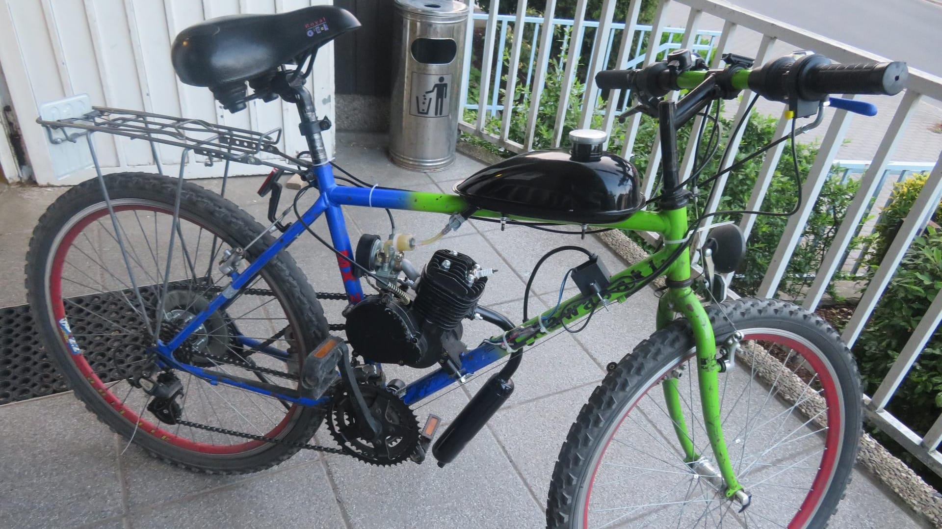Das getunte Fahrrad: Ein 19-Jähriger besorgte sich einen Baukasten aus dem Internet, um sein Rad zu frisieren. Das getunte Fahrrad: Ein 19-Jähriger besorgte sich einen Baukasten aus dem Internet, um sein Rad zu frisieren.