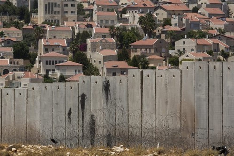Israelische Siedlung Pizgat Ze'ev im Westjordanland.