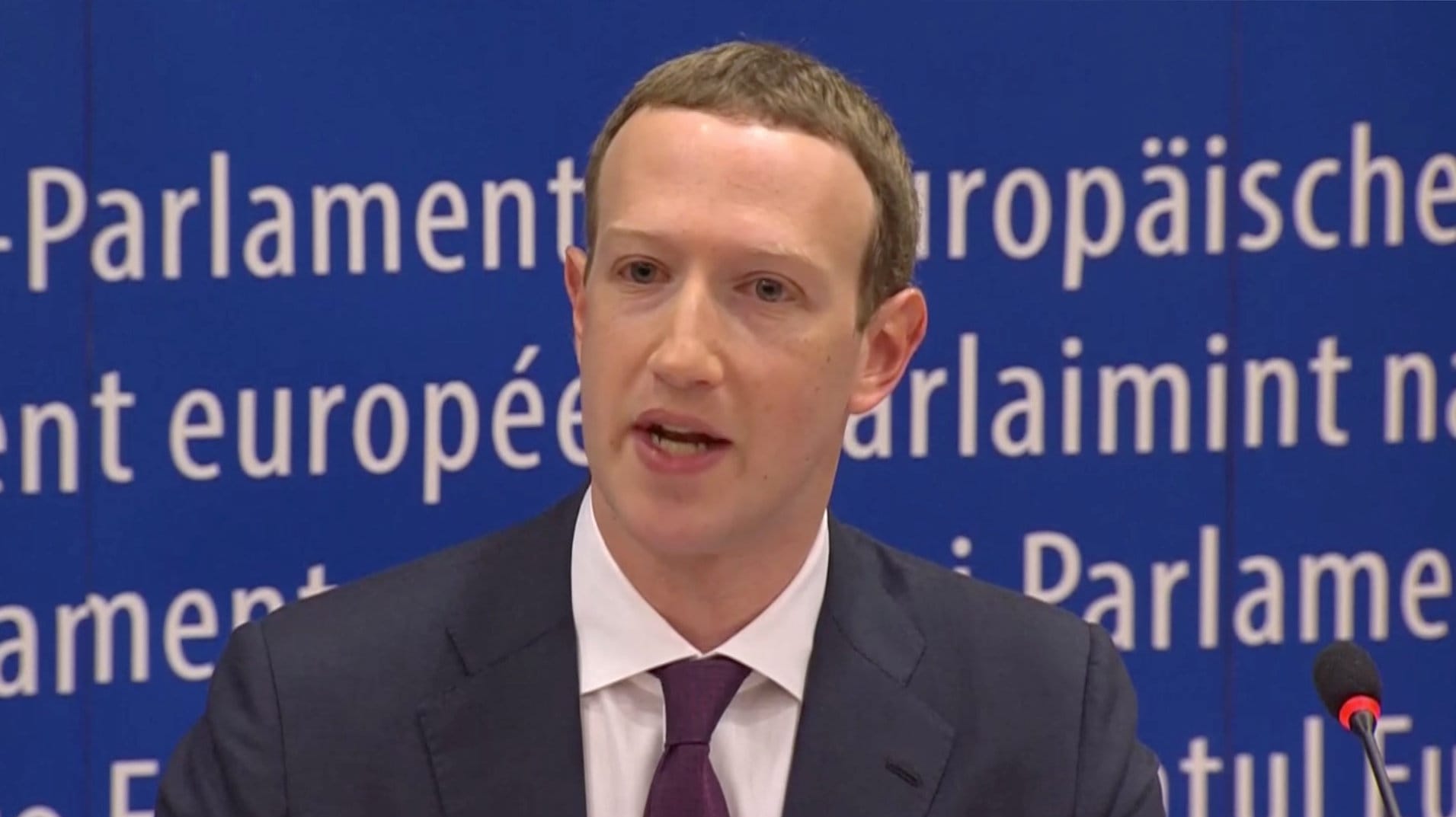 Mark Zuckerberg: Der Facebook-Chef vor Abgeordnete des Europaparlaments. Mark Zuckerberg: Der Facebook-Chef vor Abgeordnete des Europaparlaments.
