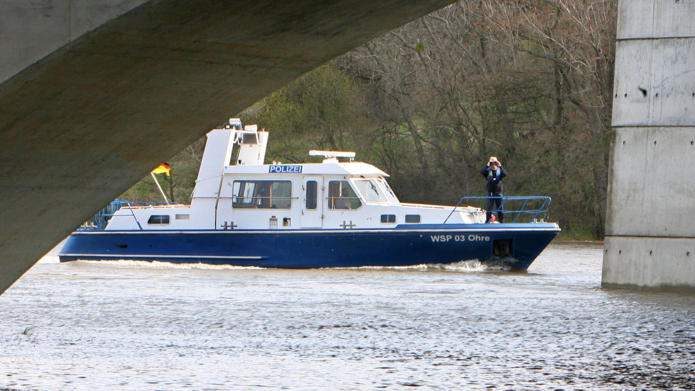 Wasserschutzboot der Polizei: Es fährt bis zu 60 km/h.