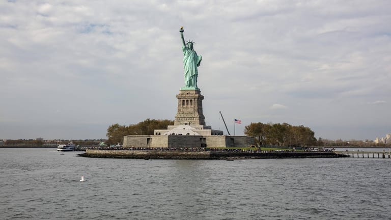 Freiheitsstatue in New York: 2018 wollen weniger Deutsche in die USA Reisen als noch im Vorjahr.