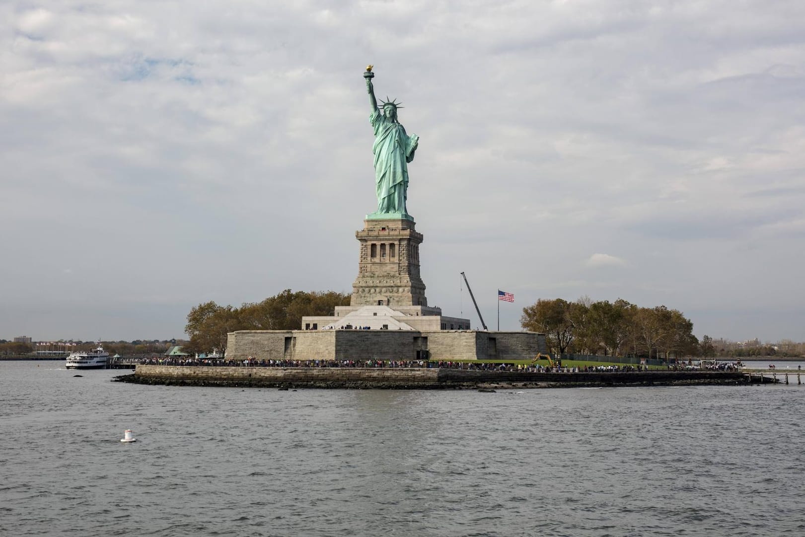 Freiheitsstatue in New York: 2018 wollen weniger Deutsche in die USA Reisen als noch im Vorjahr.