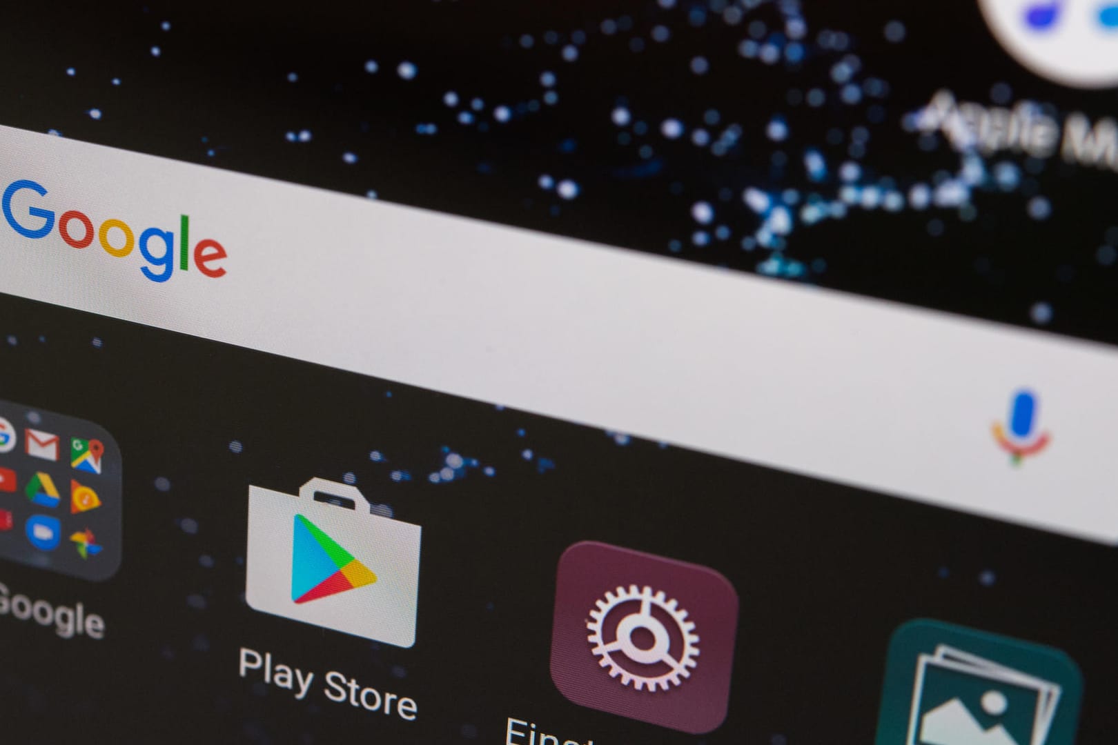 Google-Sprachassistenz auf einem Android Handy: Mit einer App kann auch Alexa genutzt werden.