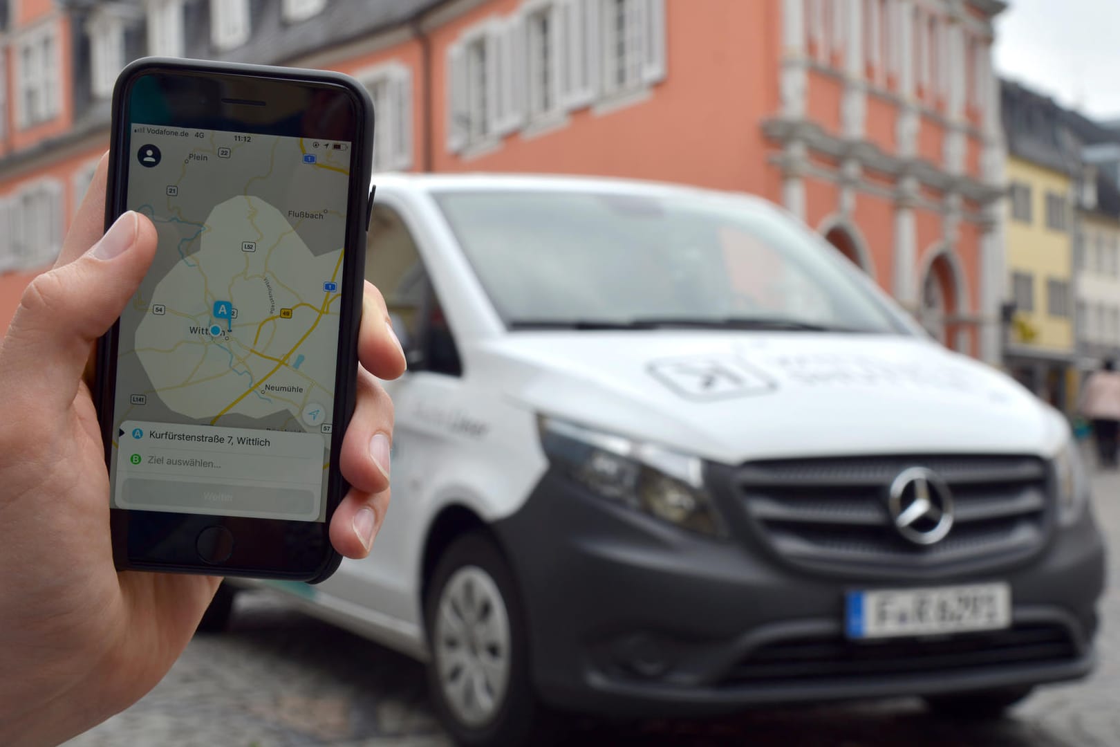 Digitaler Rufbus: Der neue Kleinbus "Wittlich Shuttle" ergänzt das bestehende öffentliche Nahverkehrs-Angebot.