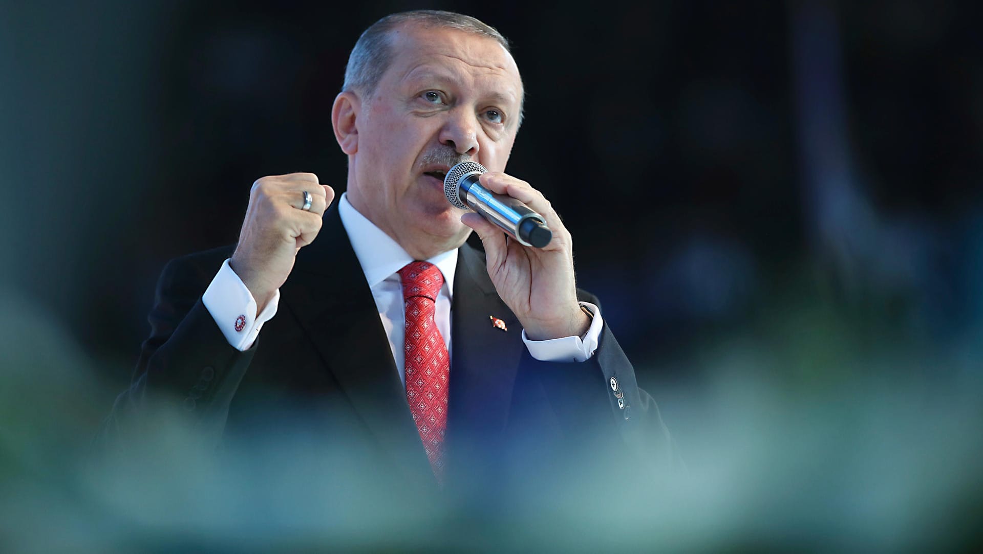 Der türkische Präsident Recep Tayip Erdogan: "Wir werden nicht aufhören, zum beiderseitigen Nutzen den EU-Beitrittsprozess zu verfolgen." Der türkische Präsident Recep Tayip Erdogan: "Wir werden nicht aufhören, zum beiderseitigen Nutzen den EU-Beitrittsprozess zu verfolgen."