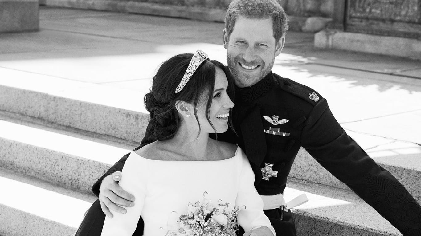 Herzogin Meghan und Prinz Harry: Dies ist eines ihrer offiziellen Hochzeitsfotos.