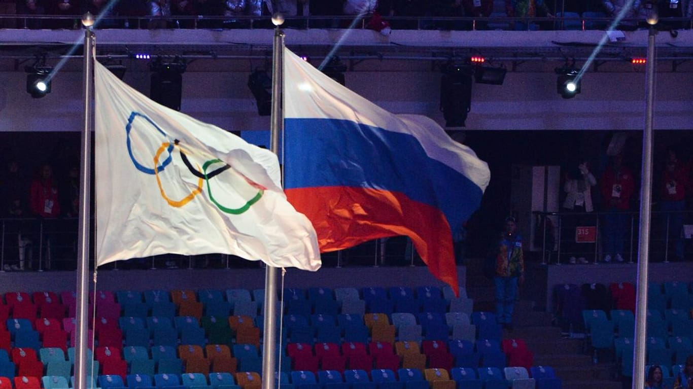 Eine russische Flagge bei Olympia. Laut Medienberichten sollen Funktionäre erstmals systematisches Doping beim russischen Team zugegeben haben.