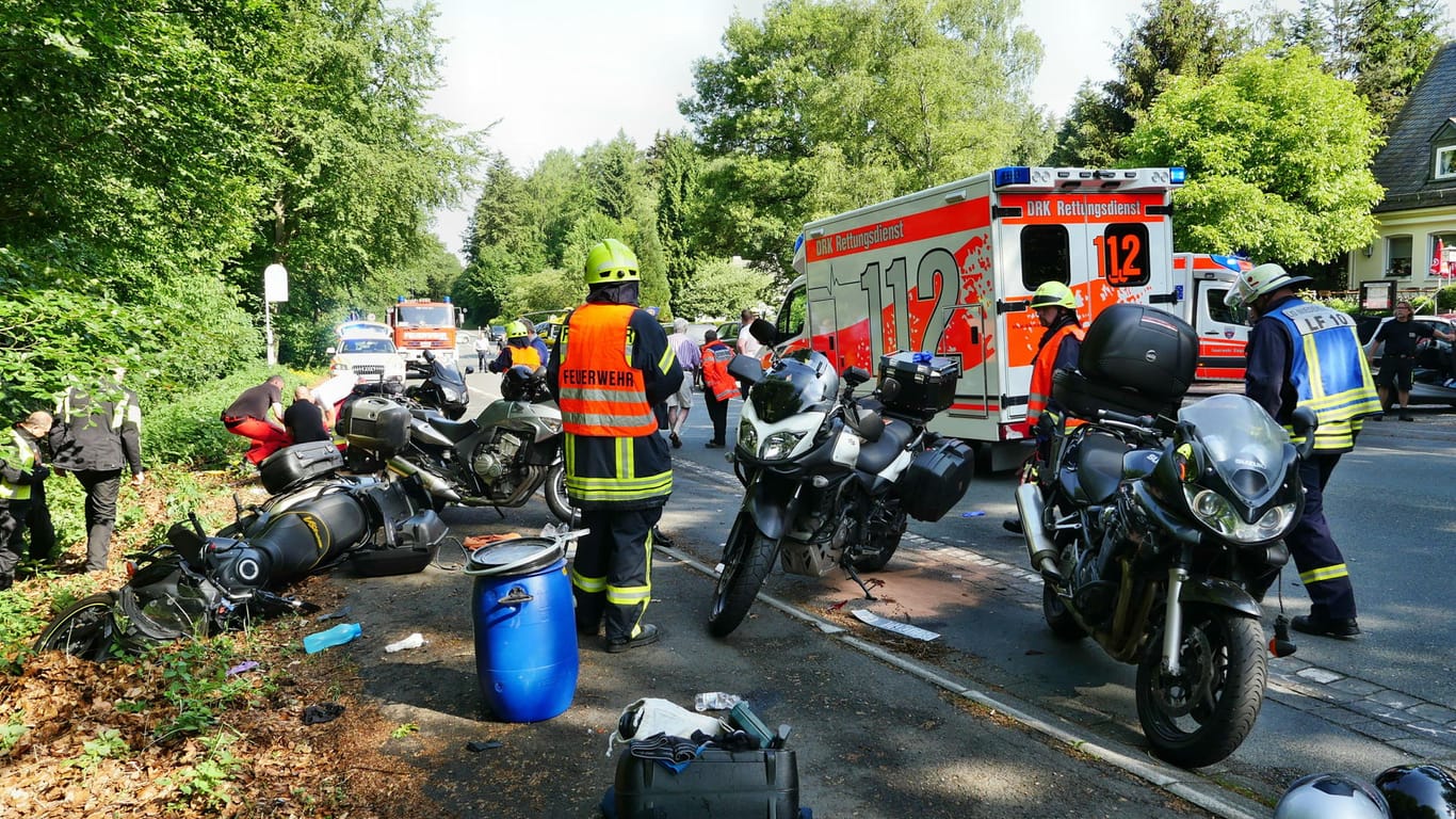 Der Unfallort an der B54 bei Wilnsdorf: Due Unfallursache ist unklar.