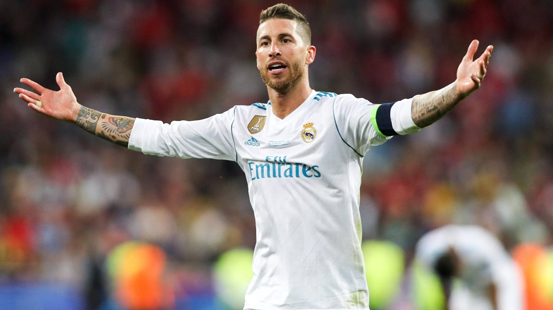 Umstrittene Aktion: Sergio Ramos wurde für sein folgenschweres Foul an Liverpools Salah scharf kritisiert.