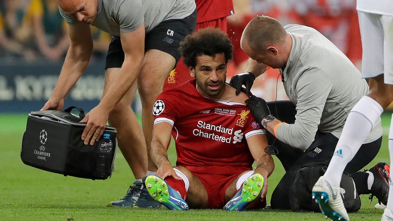 Glück im Unglück: Mohamed Salah hat sich "nur" eine Bänderverletzung zugezogen und darf weiter auf seine WM-Teilnahme hoffen.