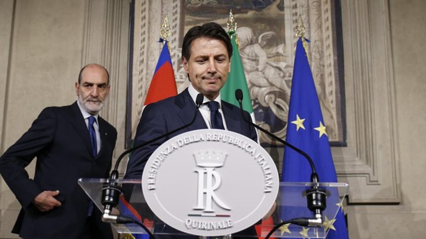 RoGiuseppe Conte, designierter Ministerpräsidenten, nach dem Treffen mit Italiens Präsidenten Mattarella.