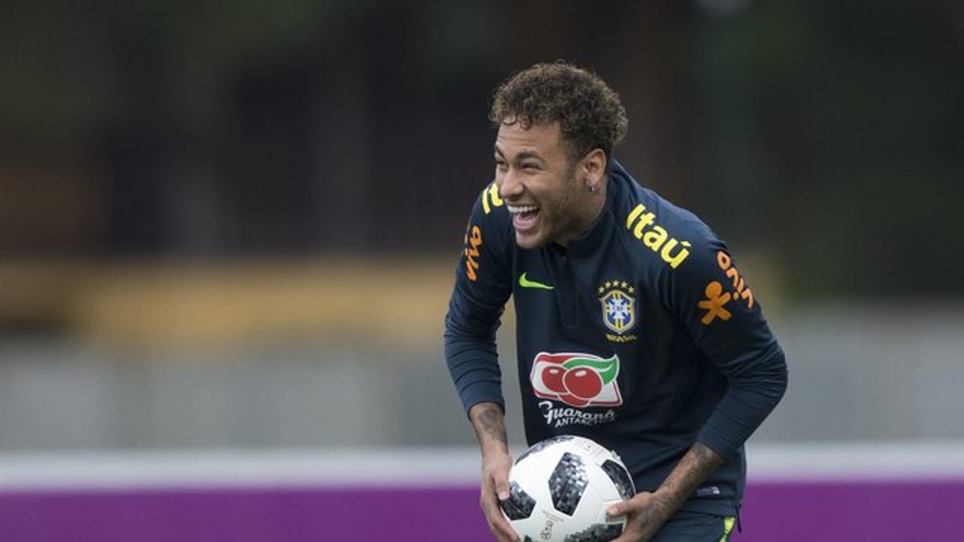 Neymar hatte beim Training der Brasilianer viel Spaß.