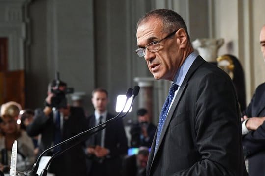 Carlo Cottarelli, designierter Ministerpräsident von Italien, nach einem Treffen mit Präsident Mattarella.