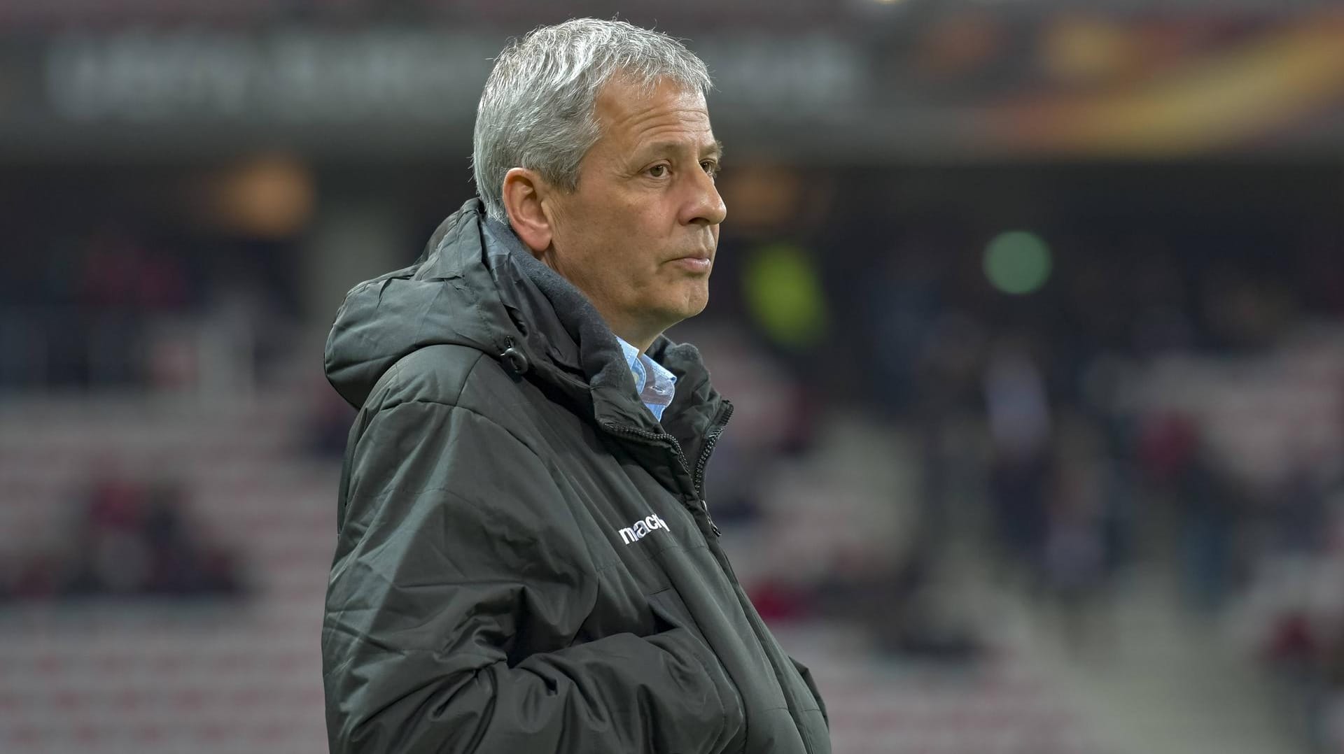 Er soll den BVB wieder auf Kurs bringen: Lucien Favre hat einen Vertrag bis 2020 unterschrieben. Jetzt fehlt nur noch ein schlagkräftiger Kader.