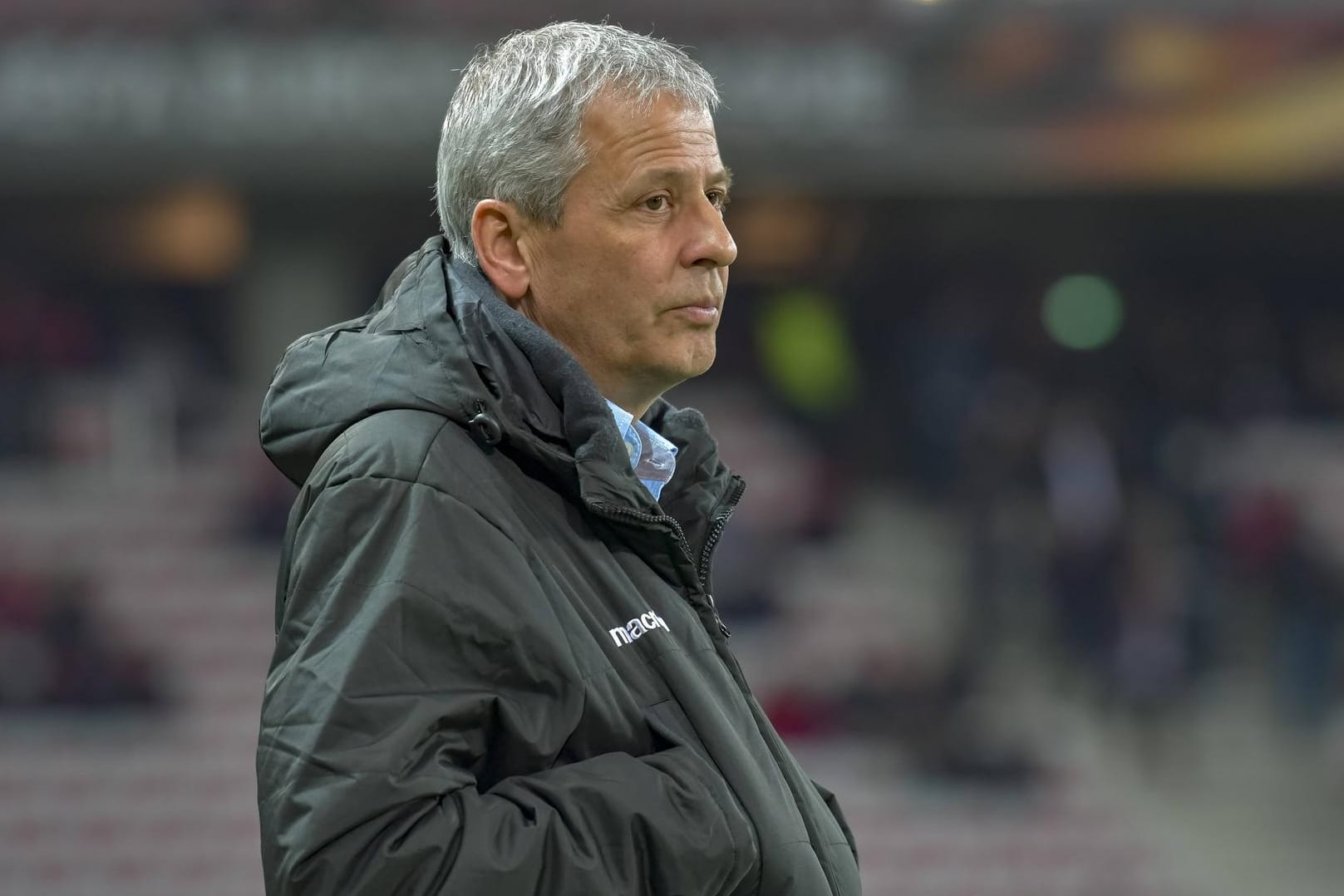 Er soll den BVB wieder auf Kurs bringen: Lucien Favre hat einen Vertrag bis 2020 unterschrieben. Jetzt fehlt nur noch ein schlagkräftiger Kader.