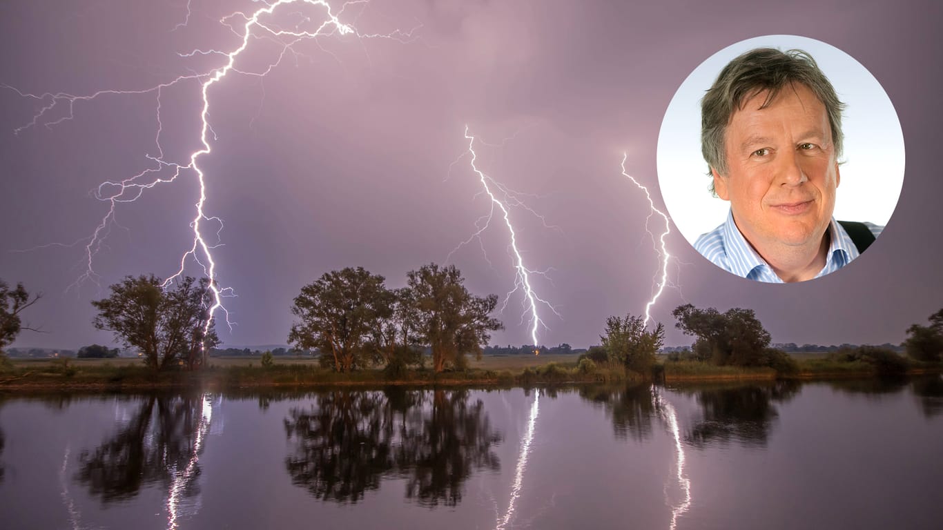 Ein Gewitter in Brandenburg: Wetterexperte Jörg Kachelmann warnt vor falschen Tipps, wie man sich vor einem Unwetter schützen kann.
