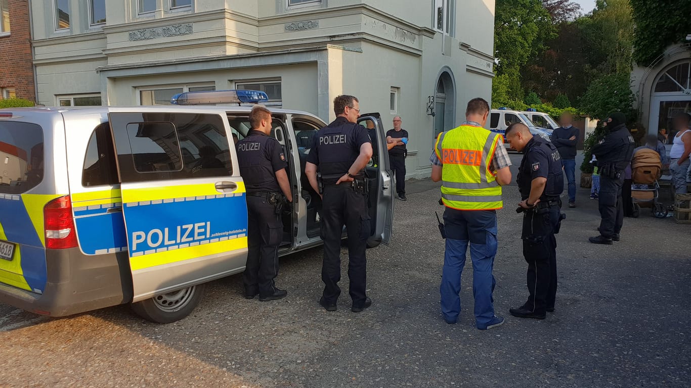 Razzia in Marne: Tatverdächtige sollen mit polnischen Männern gehandelt haben.