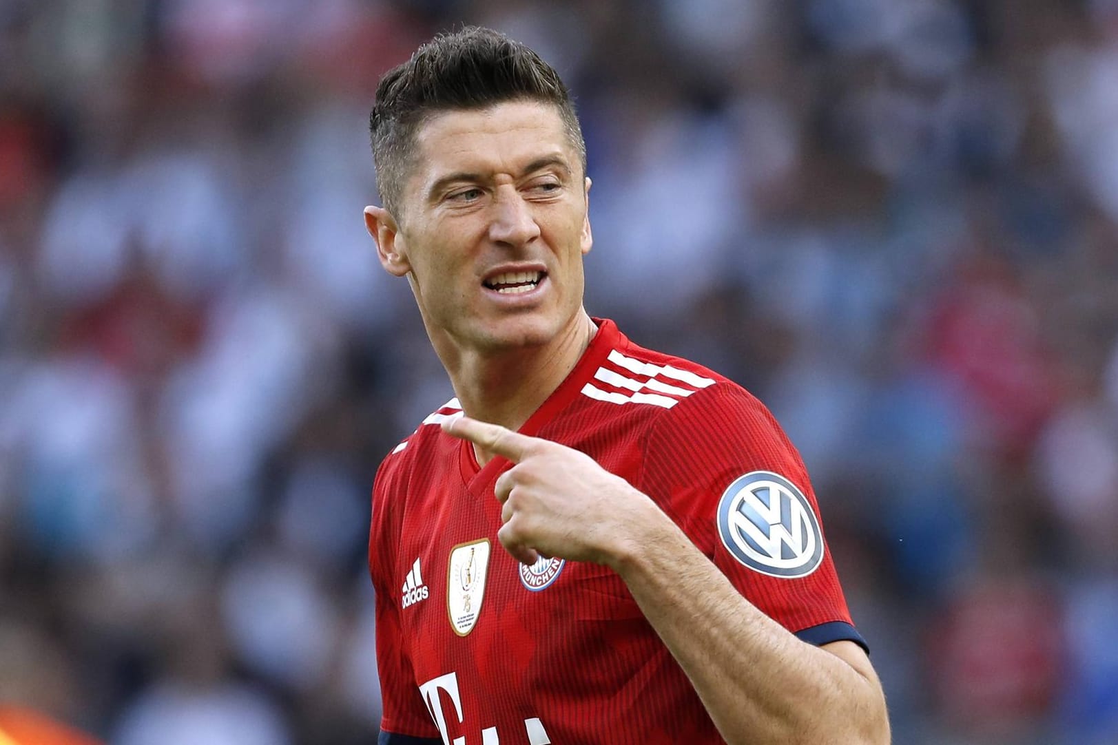 Robert Lewandowski: Sein Berater übt Druck auf den deutschen Rekordmeister aus.