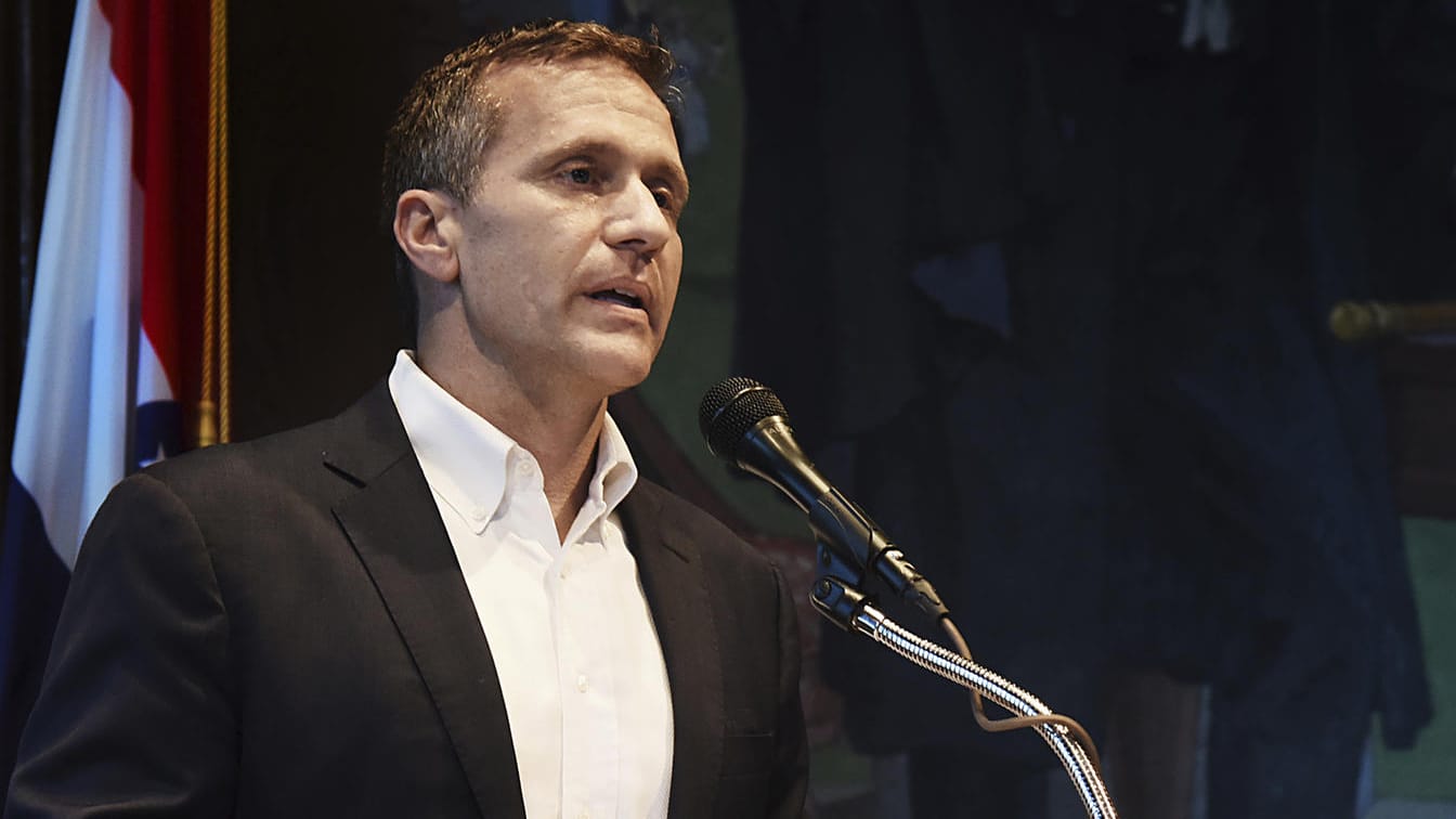 Der ehemaligen Gouverneur vom US-Bundesstaat Missouri Eric Greitens: Gouverneur von Missouri kommt mit Rücktritt möglicher Amtsenthebung zuvor. Der ehemaligen Gouverneur vom US-Bundesstaat Missouri Eric Greitens: Gouverneur von Missouri kommt mit Rücktritt möglicher Amtsenthebung zuvor.