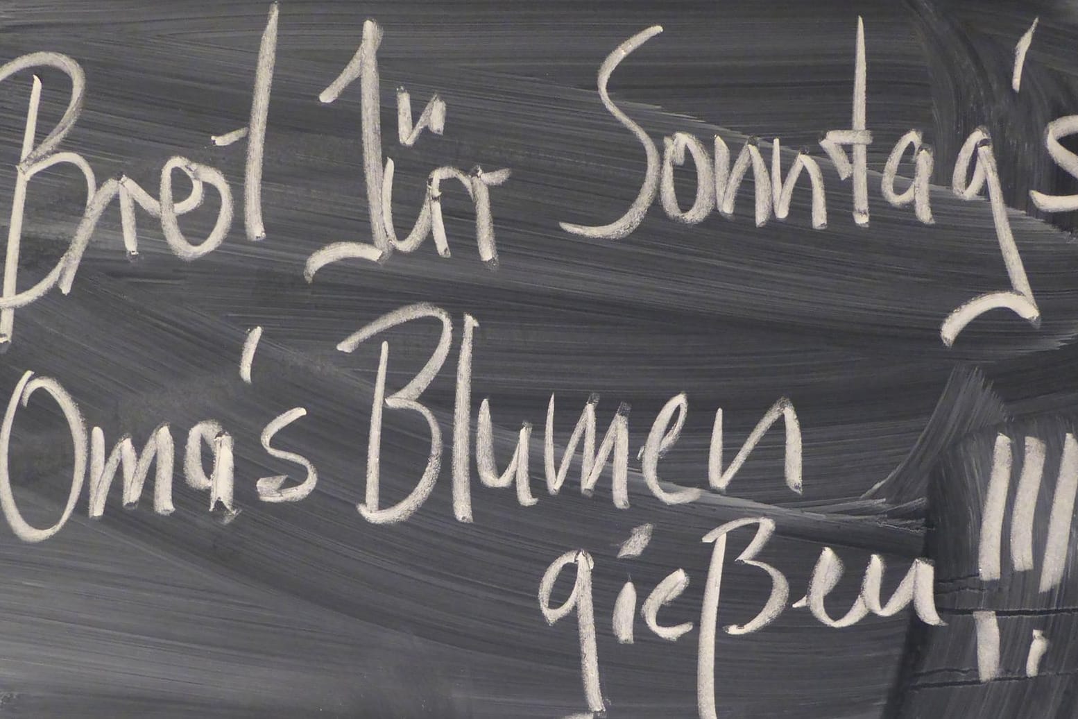 Erinnerungstafel: Häufig falsch verwendet wird der Apostroph als Trennzeichen vor dem Genitiv-S.