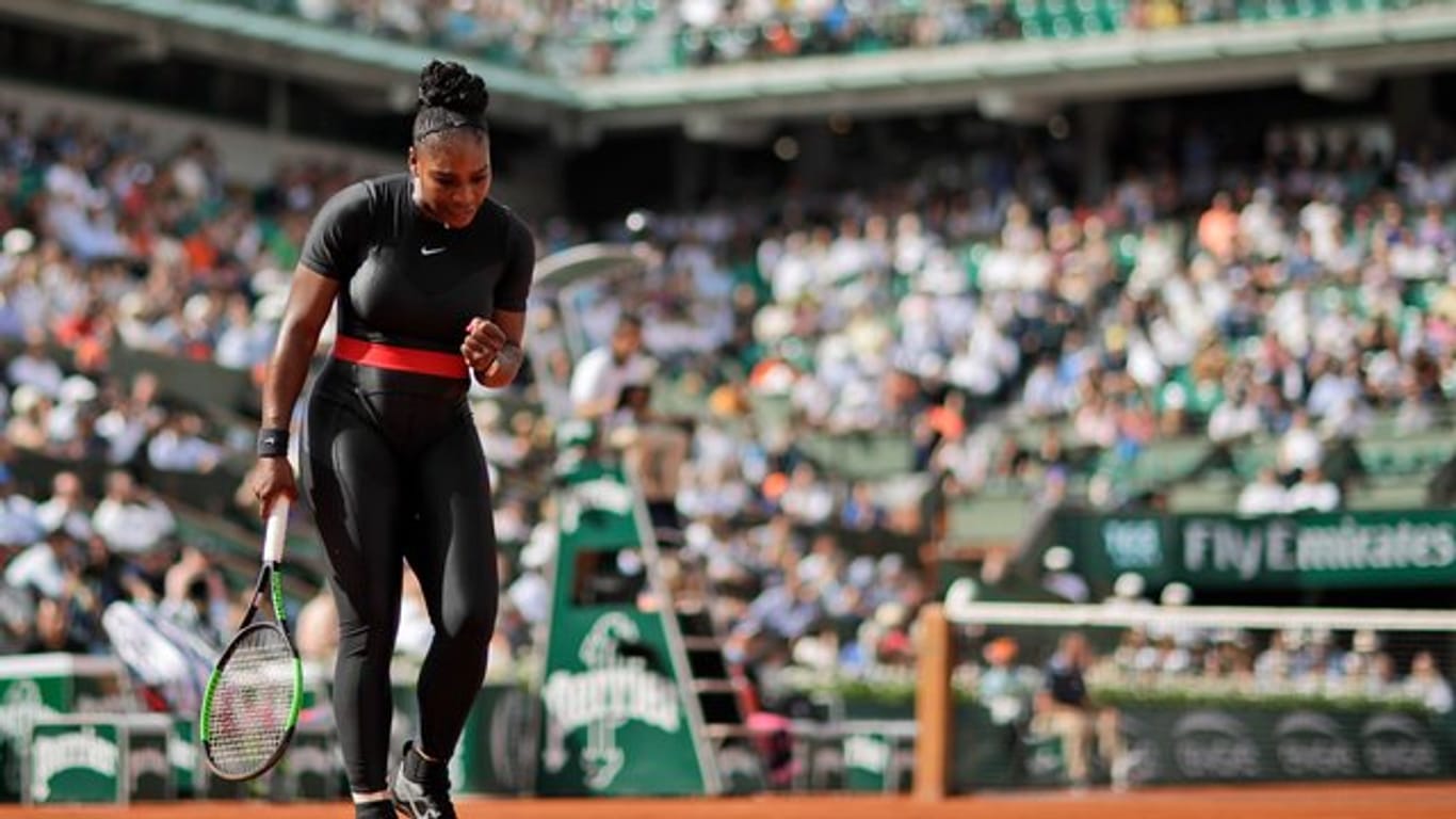 Serena Williams sorgte in Paris auch mit ihrem Outfit für Aufsehen.
