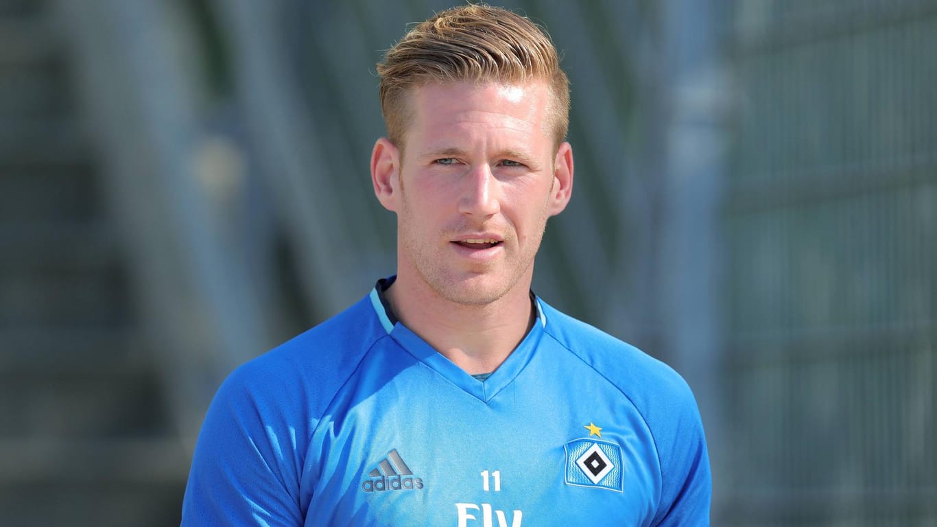 Andre Hahn beim Training des Hamburger SV: Der Flügelspieler wechselt zurück zum FC Augsburg.