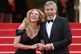 Julia Roberts und George Clooney sind schon seit vielen Jahren miteinander befreundet.