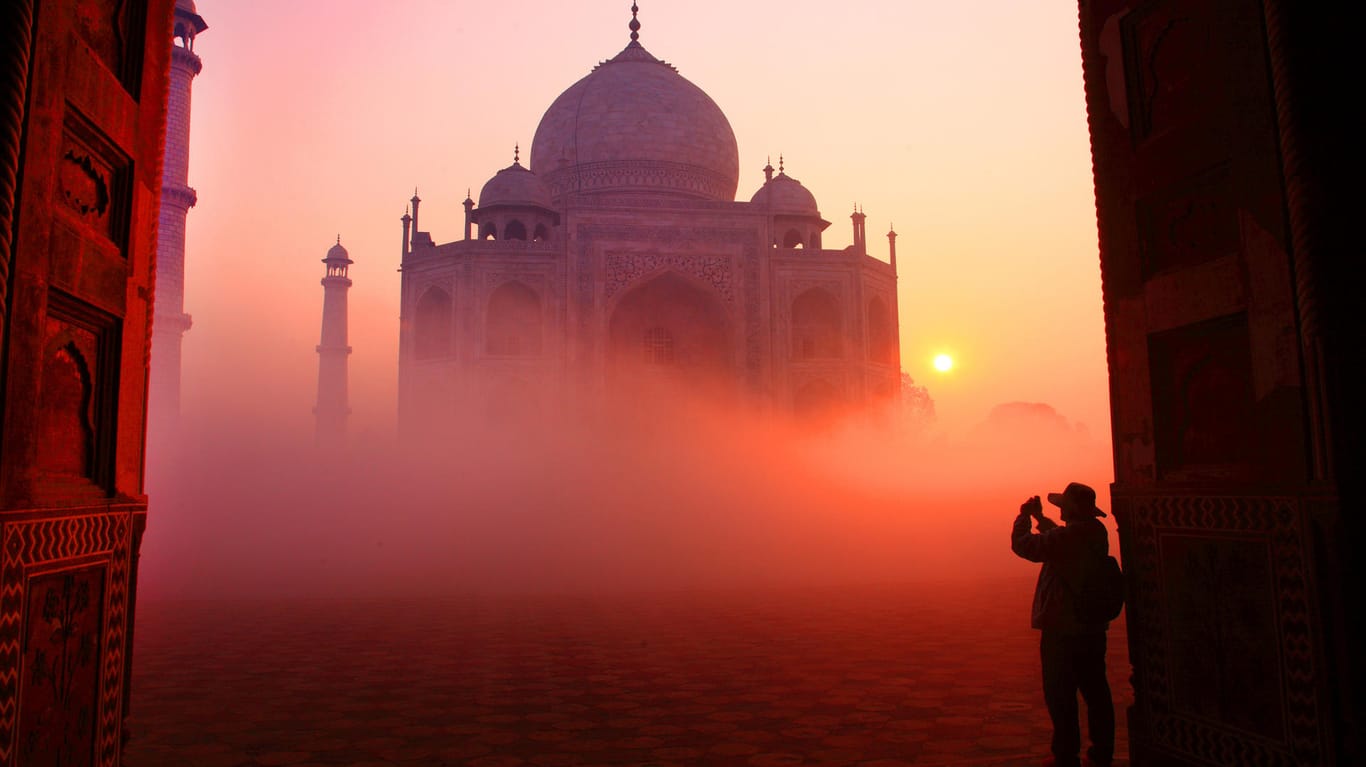 Taj Mahal: Abenteuerurlaube und Weltreisen bleiben im Gedächtnis.